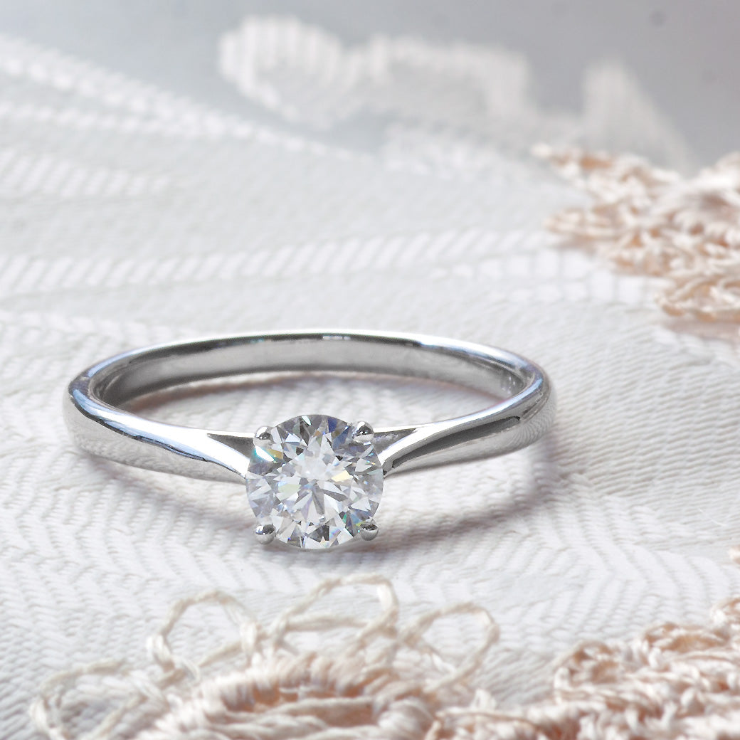【ALTRO】SV ラボグロウンダイヤ プロポーズリング 0.5ct 4本爪 ダイヤ リング