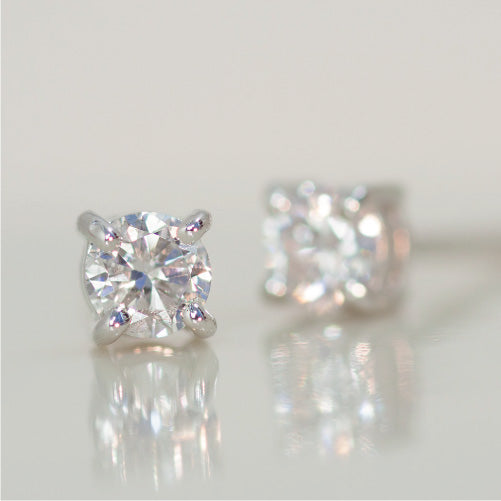【Natural】プラチナ 一粒ダイヤモンド スタッドピアス 4本爪 0.2ct