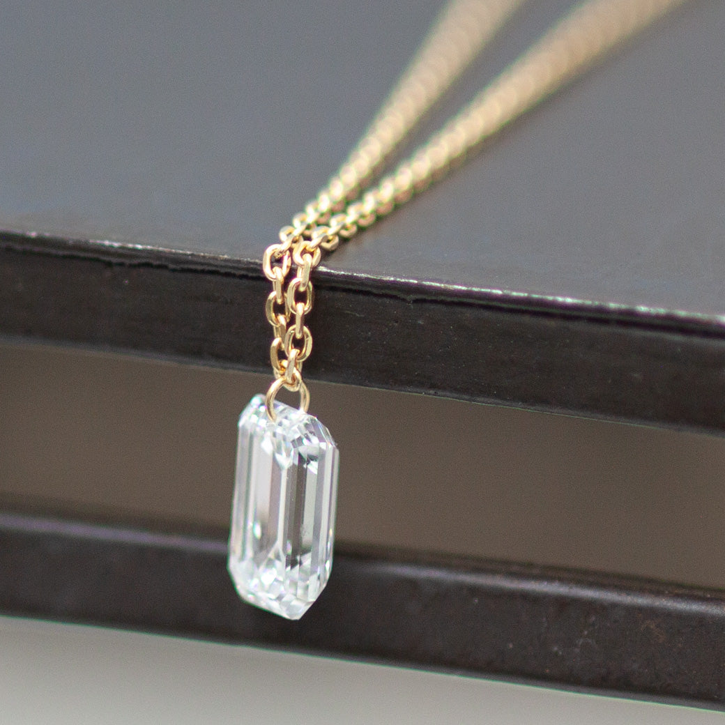 【ALTRO】Lior K18 ラボグロウンダイヤ レーザーホール エメラルドカット 1.0ct 一粒 ネックレス