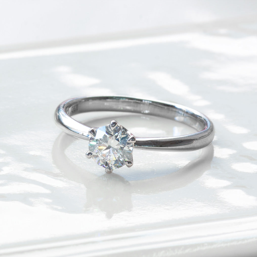 SJX W】LAB-GROWN DIAMOND (SYNTHETIC DIAMOND)HALF FLOWER
