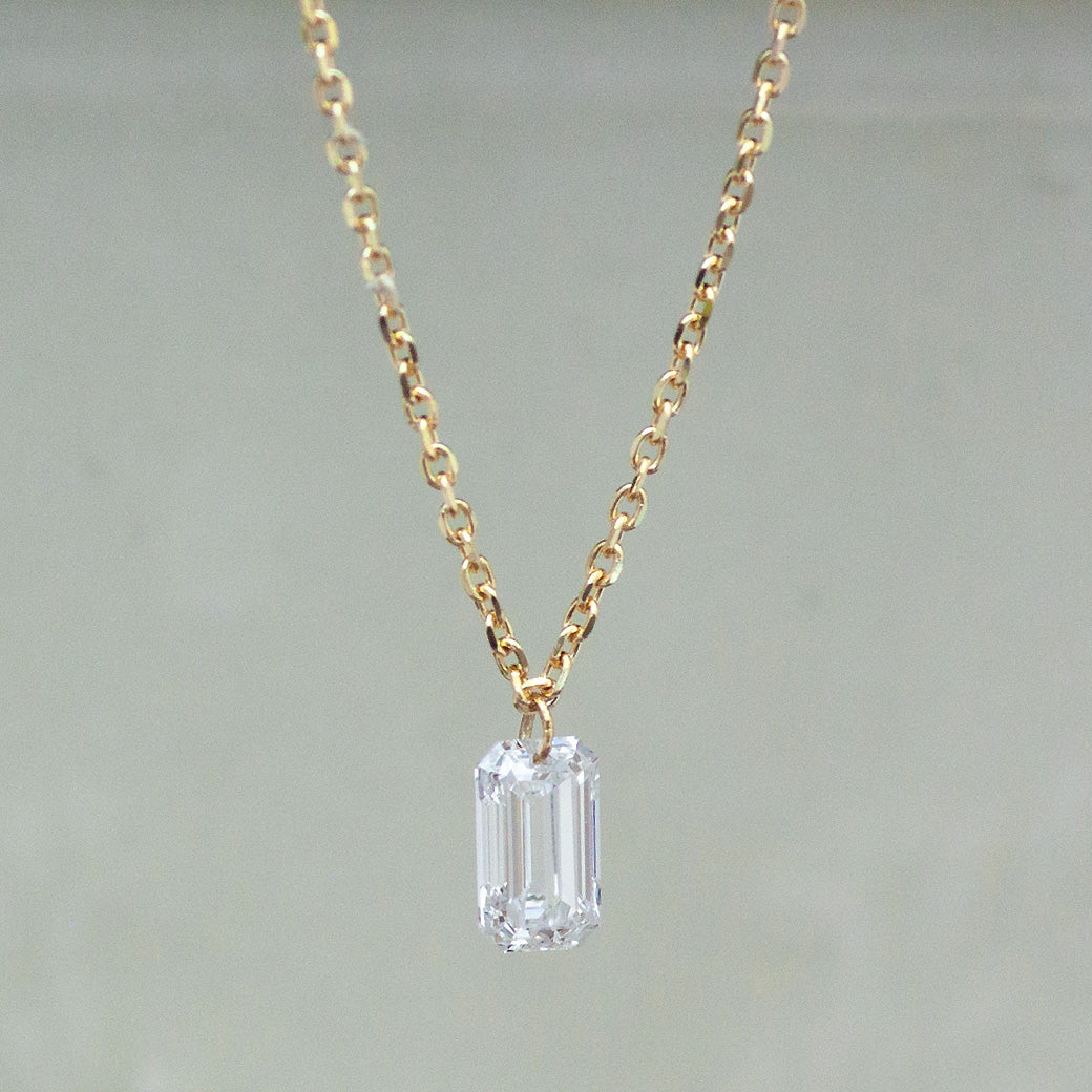 【ALTRO】Lior K10 ラボグロウンダイヤ エメラルドカット 0.3ct レーザーホール 一粒 ダイヤ ネックレス　