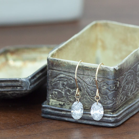 【ALTRO】Liorリオール K10 ラボグロウン ダイヤモンド ピアス 計0.6ct  0.3ct/0.3ct オーバルカット フックピアス GOD0047P