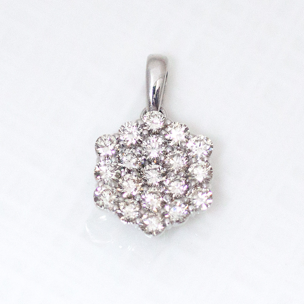 【Natural】 K18WG パヴェ ダイヤモンド ペンダントトップ 1.03ct　
