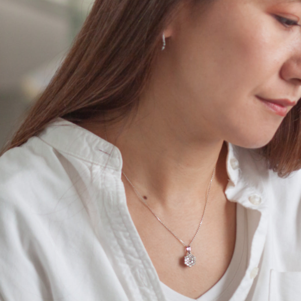 【Natural】 K18WG パヴェ ダイヤモンド ペンダントトップ 1.03ct　