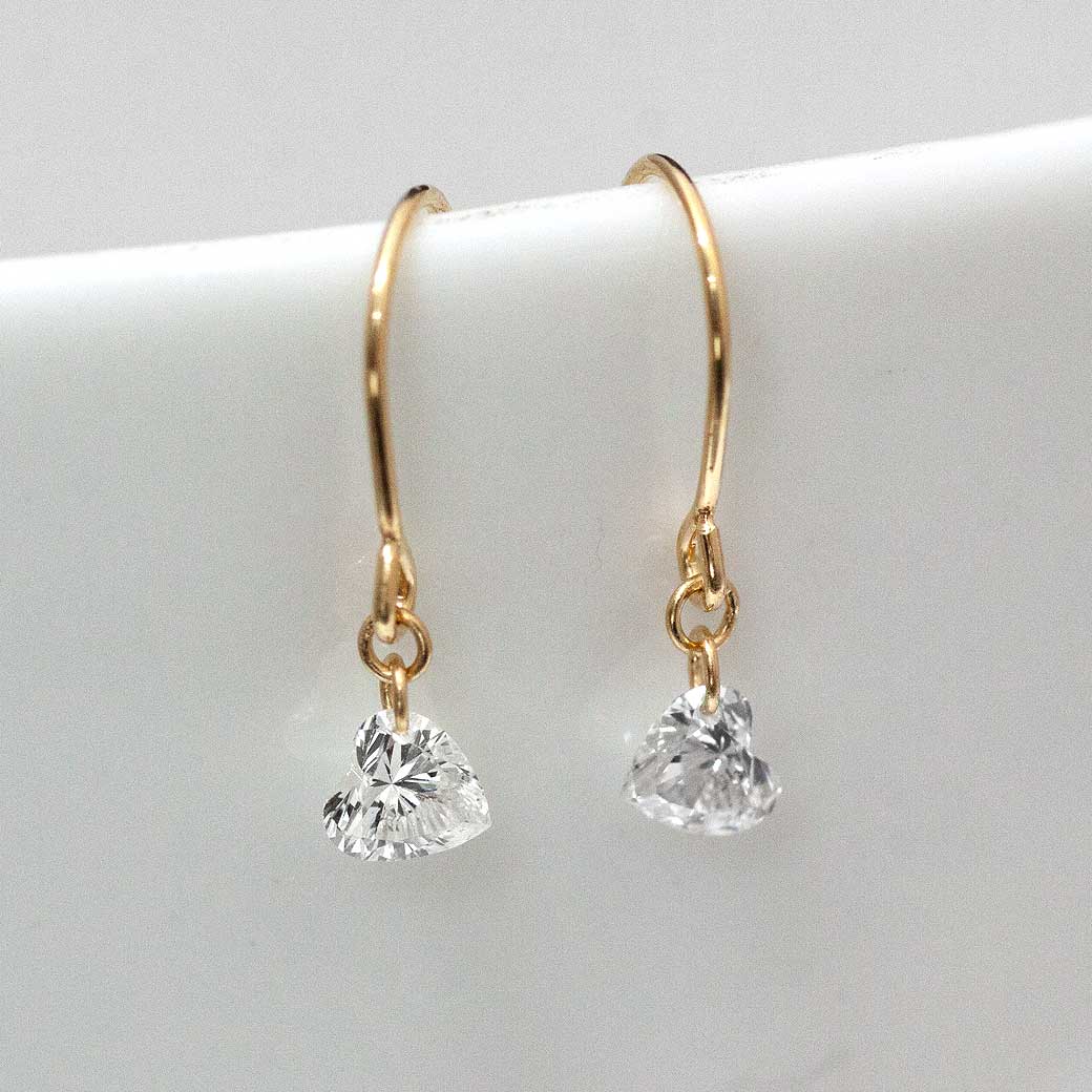 天然 ダイヤモンド ハートダイヤ 0.09ct/0.09ct フレームレス フックピアス S – SISTINA JEWELRY