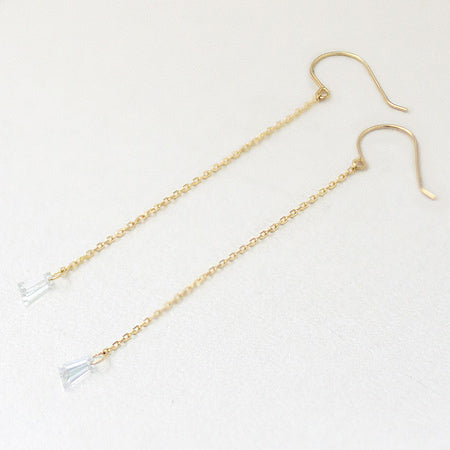 【Natural】K18 フレームレス テーパー ダイヤモンド フックピアス