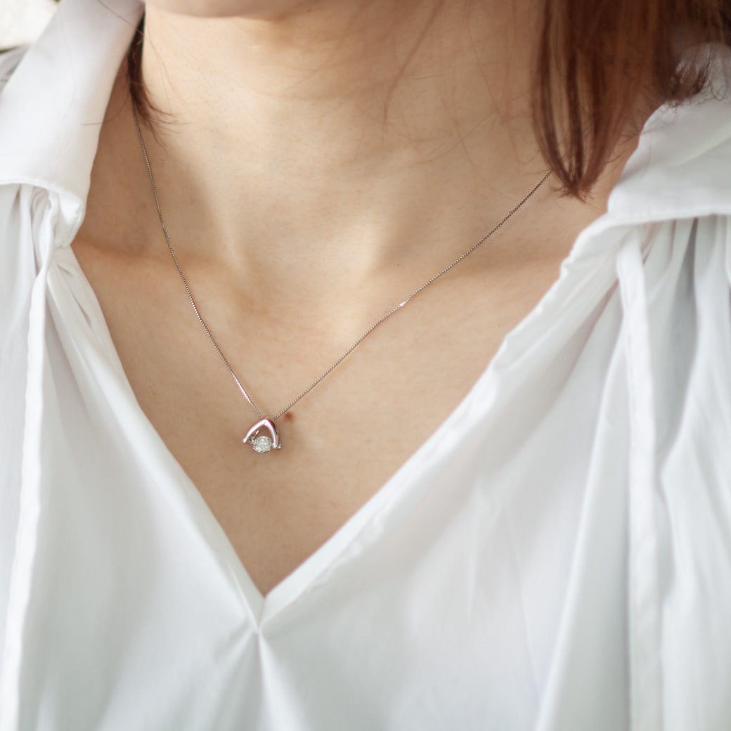 ダンシングストーン ダイヤモンド ネックレス 一粒 0.3ct 鑑定書付 0.378ct Gカラー VS1クラス 3EXカット H&C CGL ダンシングストーン ダイヤモンド ネックレス 0.3ct 揺れる