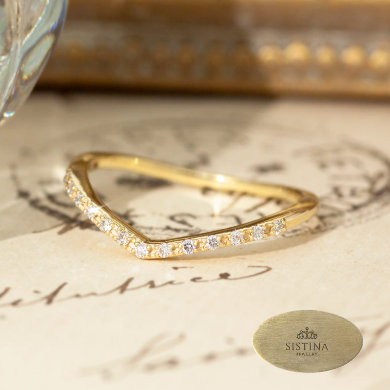 R00181 Line Ring K18 ダイヤV字ラインリング 0.05ct – SISTINA JEWELRY R00181 Line Ring K18 ダイヤV字ラインリング 0.05ct – SISTINA JEWELRY