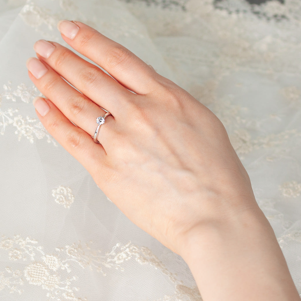 SISTINA BRIDAL エンゲージリング Aida -アイーダ- 0.3ct プラチナ　FT289　