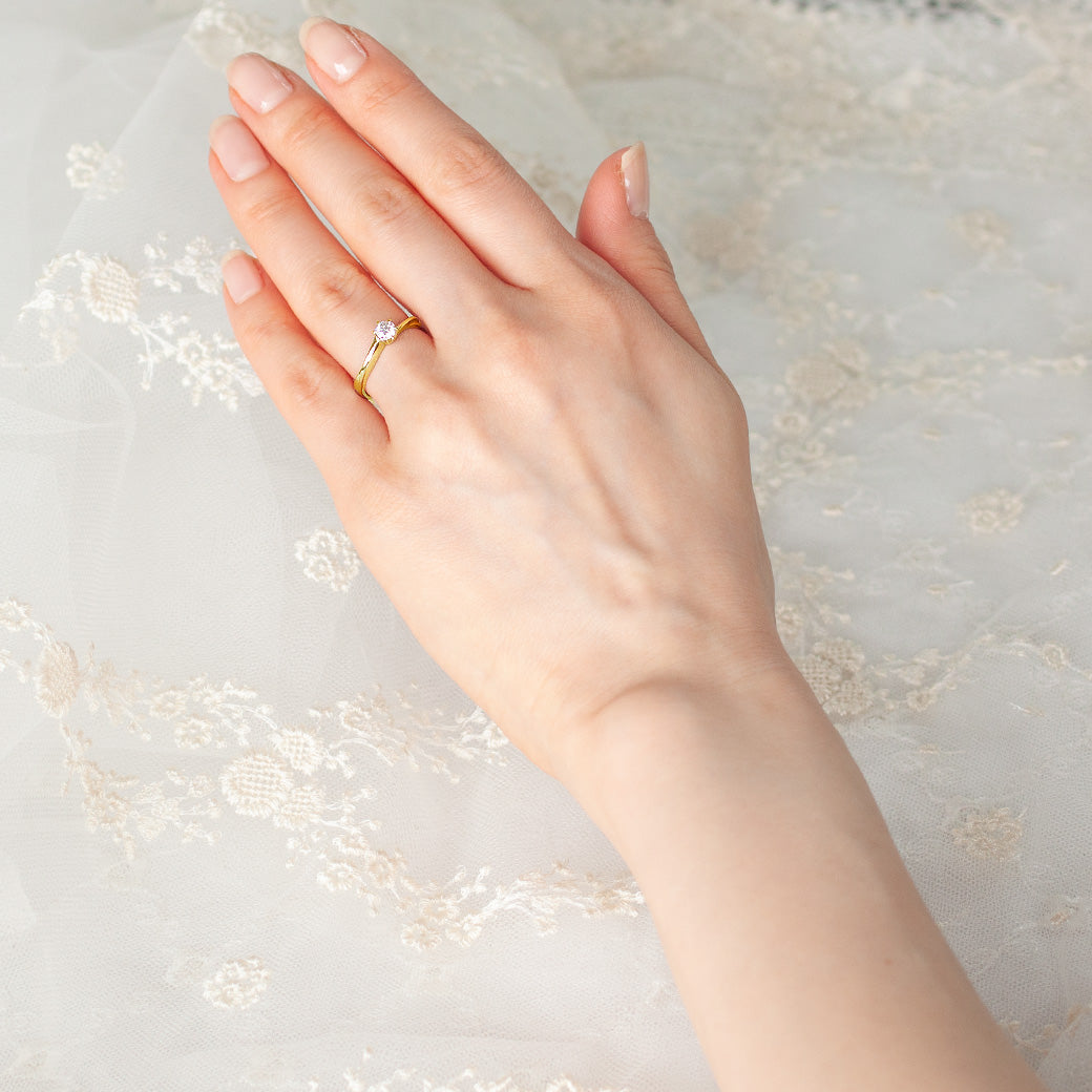 SISTINA BRIDAL エンゲージリング Dina -ディーナ- 0.3ct K18YG　DN089　