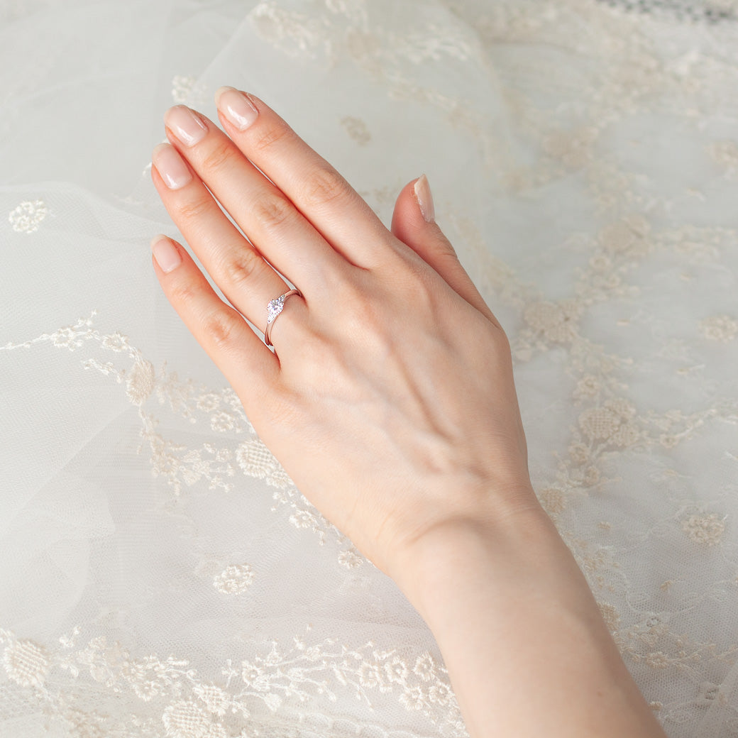 SISTINA BRIDAL エンゲージリング Eva -エヴァ- 0.3ct プラチナ　DM502　