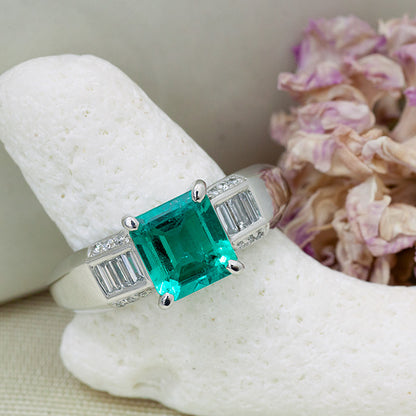 【LIMITED】【Natural】PT900 エメラルド リング 1.36ct