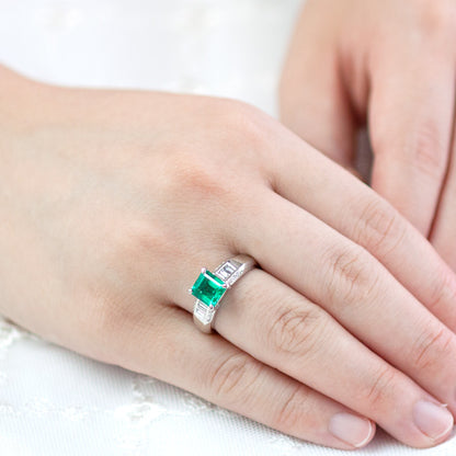 【LIMITED】【Natural】PT900 エメラルド リング 1.36ct