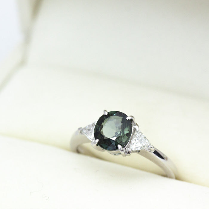 【限定1点】 Pt900 グリーンサファイア 1.31ct リング