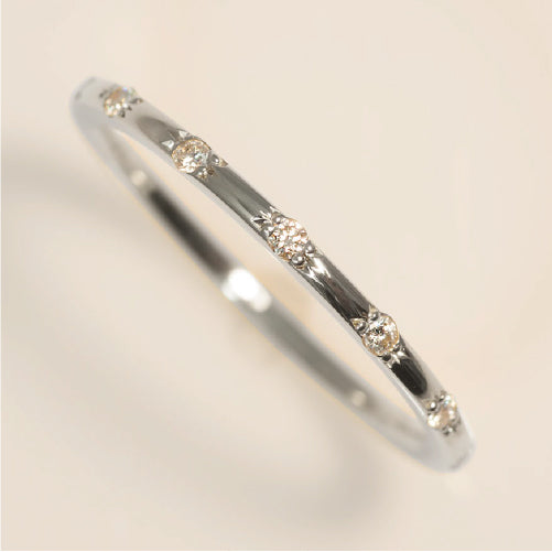 【Natural】K18  ピンキーリング ピュア 0.04ct　