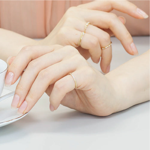 【Natural】K18  ピンキーリング ウィーン 0.05ct　