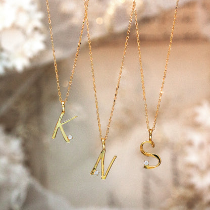 【Natural】K18  ワンポイントダイヤ付き イニシャル ネックレス　