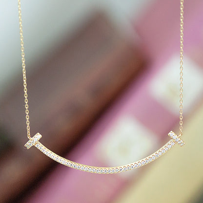 【Natural】K18 PT コンビ スマイル ラインネックレス 0.3ct　